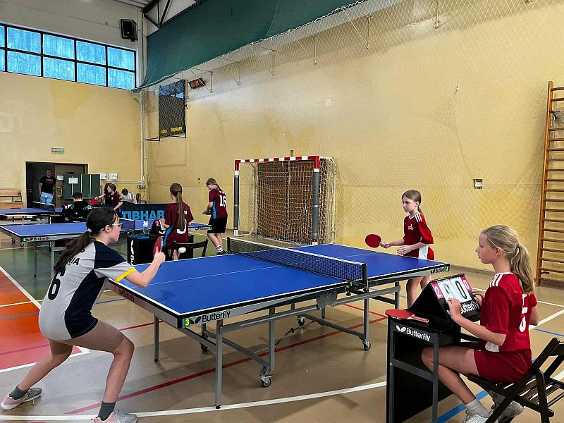 Mistrzostwa Gdyni w tenisie stołowym 17.11.2025 r. - zdjęcie 4